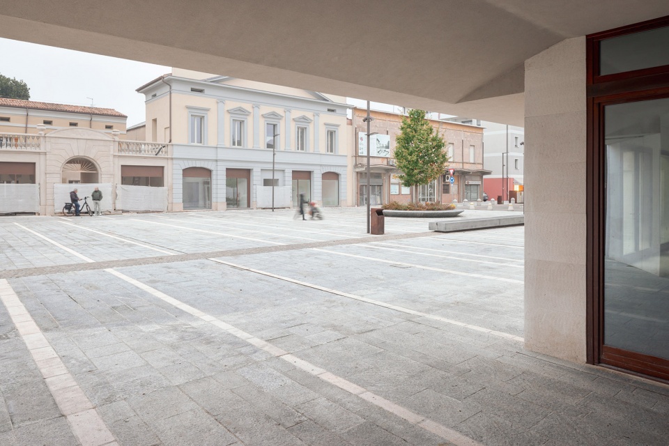 意大利Borellini广场及原玛丽宫改造丨KM 429 architecture-61