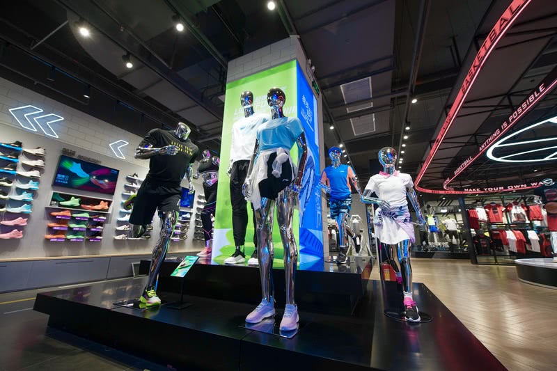 李宁八代形象设计版本 · 柳州万象城旗舰店-13