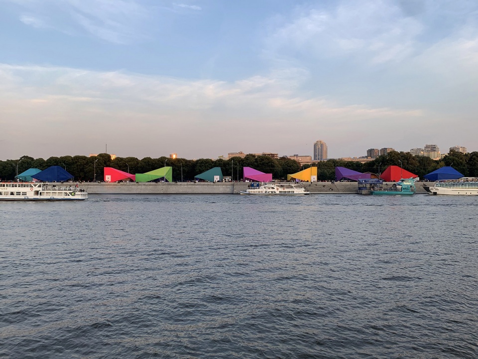 俄罗斯创意产业节多彩展亭,助力疫情防控-10