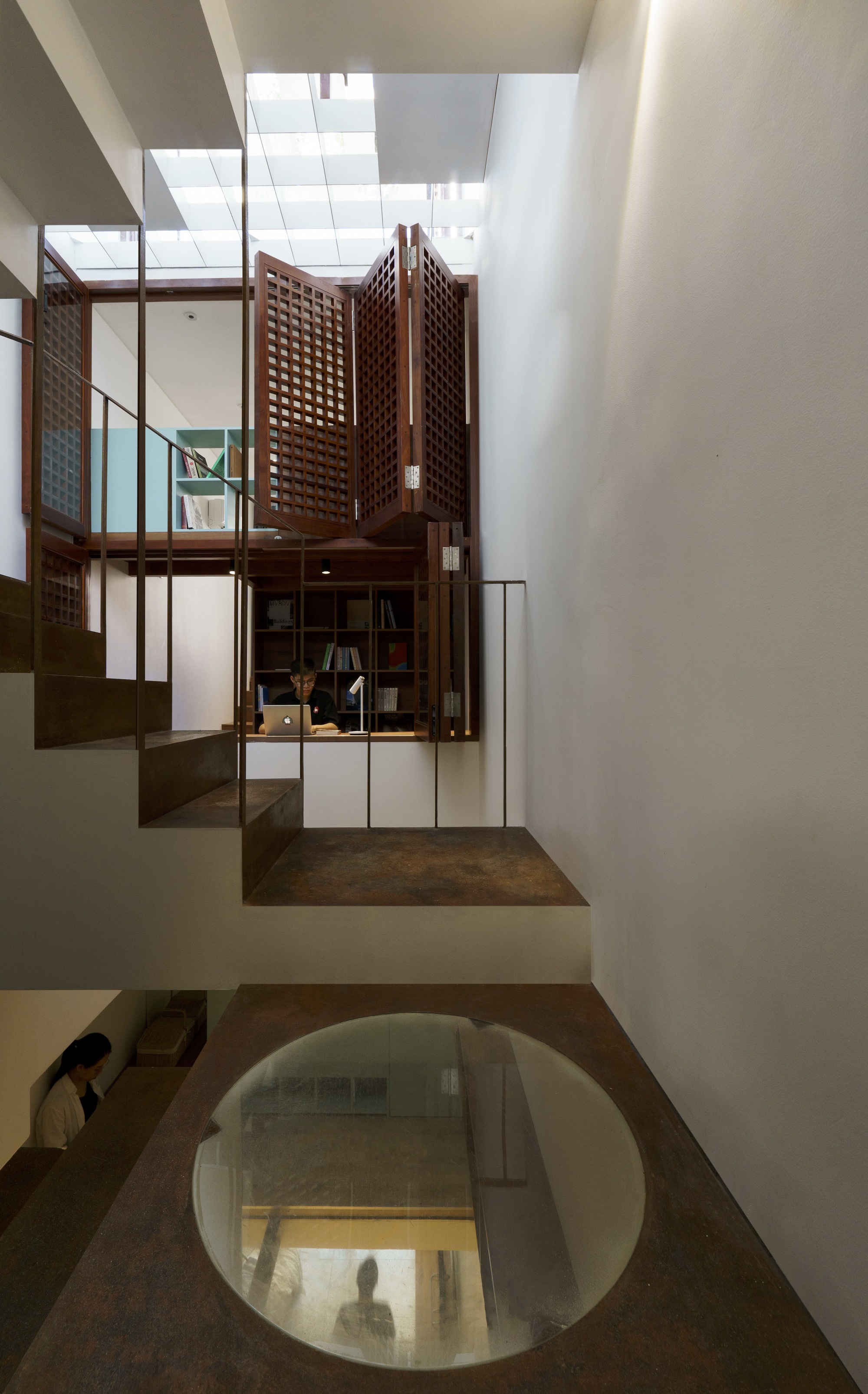 更靠近的房子丨越南胡志明市丨AD+studio-16