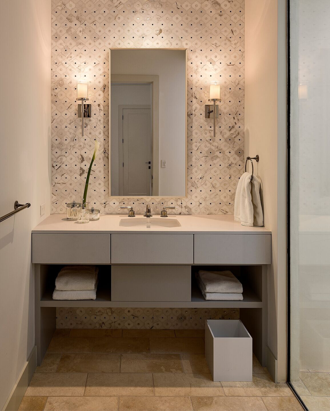 加州悬崖之上的绿色住宅-80