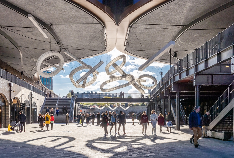 伦敦购物中心巨形灯光装置·“Space Frames”-24