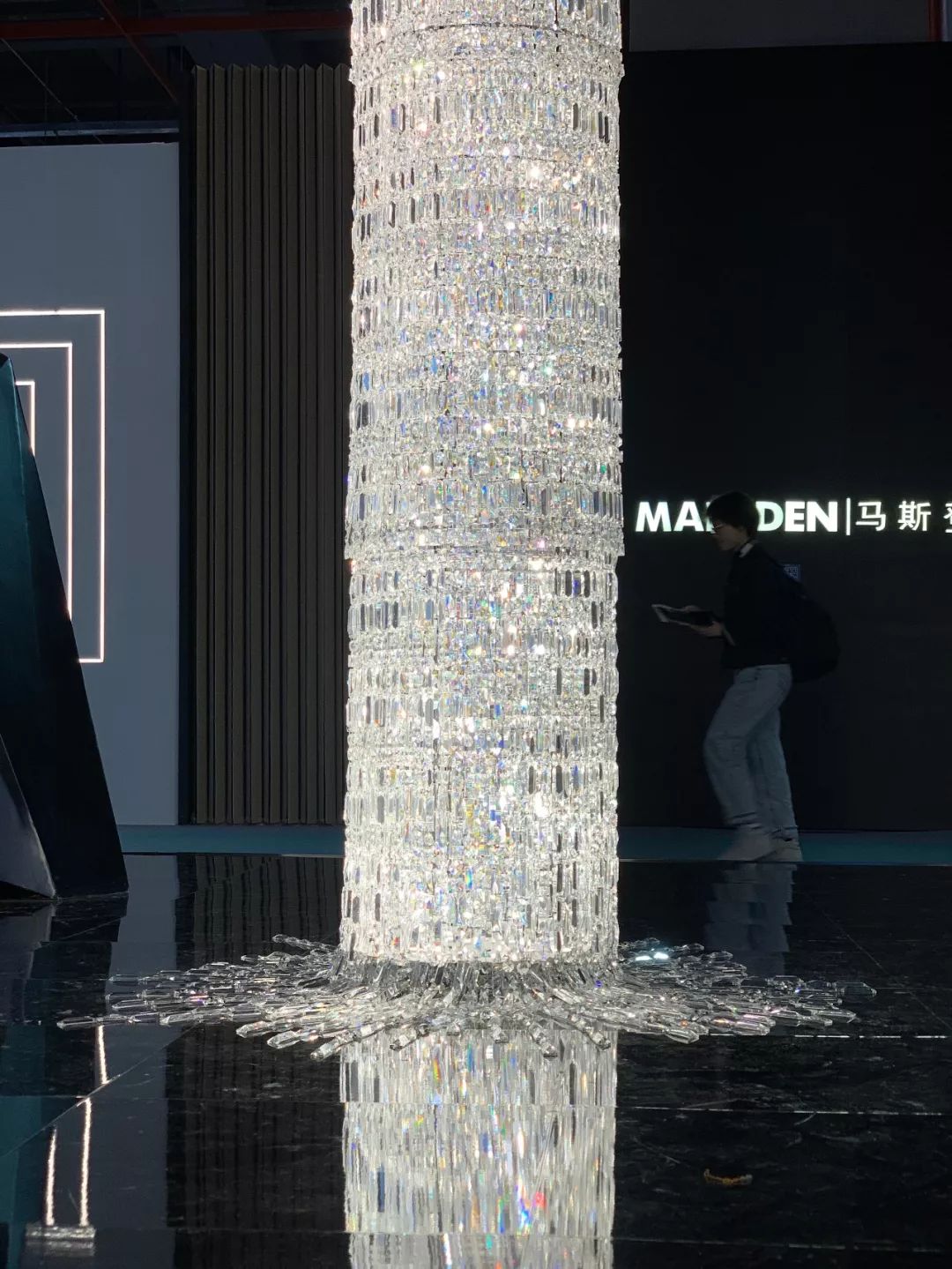 广州设计周盛宴,维上设计首席蓝玉维荣获金住奖-55