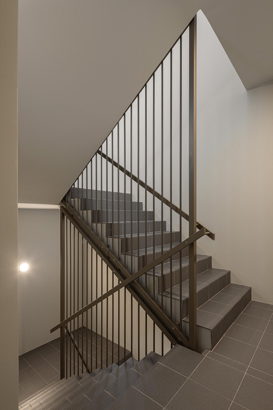 ERNESTO DO CANTO住宅区丨葡萄牙蓬塔德尔加达丨BOX arquitectos-92