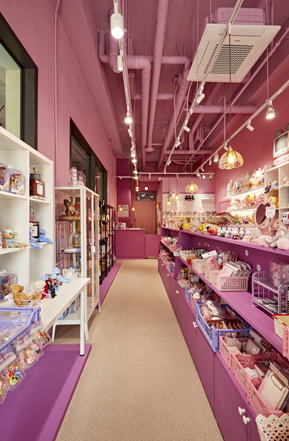 15 坪小商店以蓝点评为室内设计佳作-10