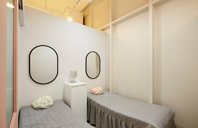 现代简约，十平米打造温馨美容小店-9