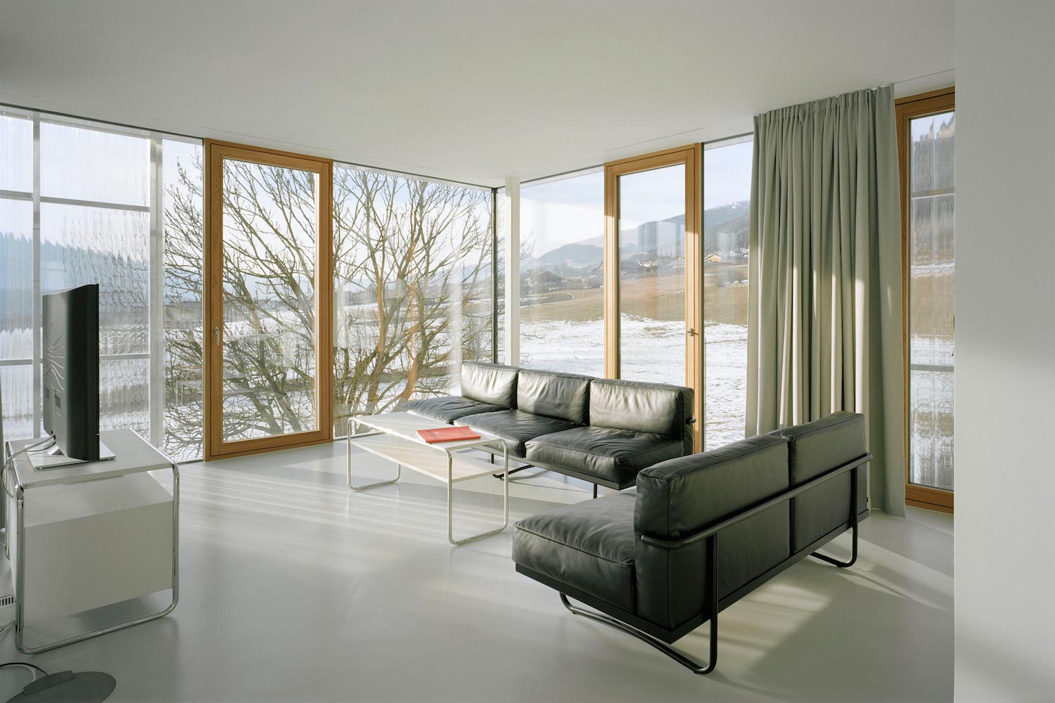 Studio + living space + production located on the outskirts of a village, surrounded exclusively by other artisanal business   Page 2 of 2   CAANdesign  Architecture and home design blog-3