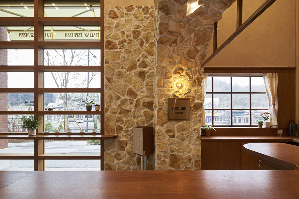 11 平米的精致咖啡厅 | 小巧而富有情调的室内设计-14