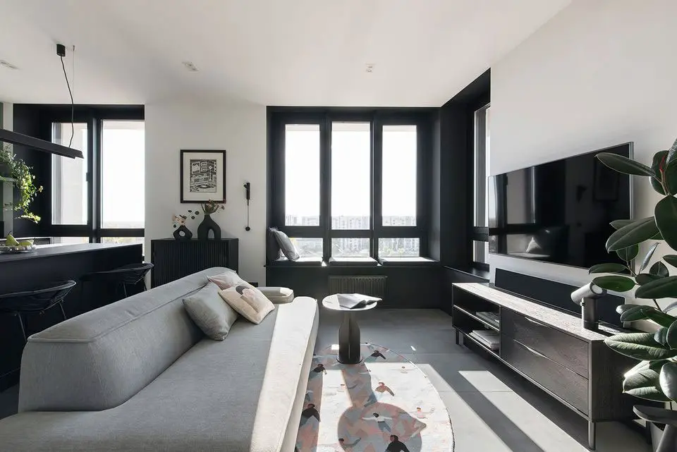 基辅 69 平米黑白绿时尚公寓设计-4