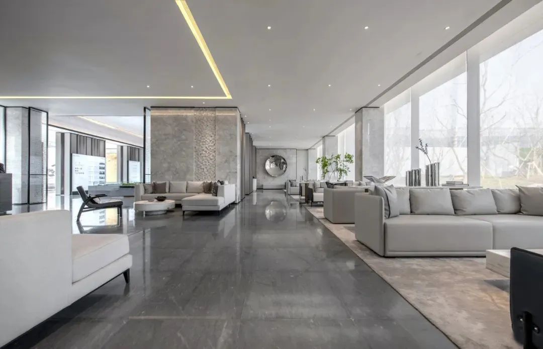 融创南昌·玖玺台销售中心 | 现代简约中的艺术与自然共生-17