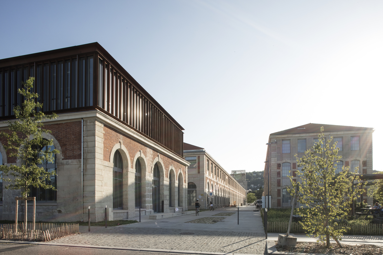 法国圣艾蒂安建筑创新知识中心丨CSI-11