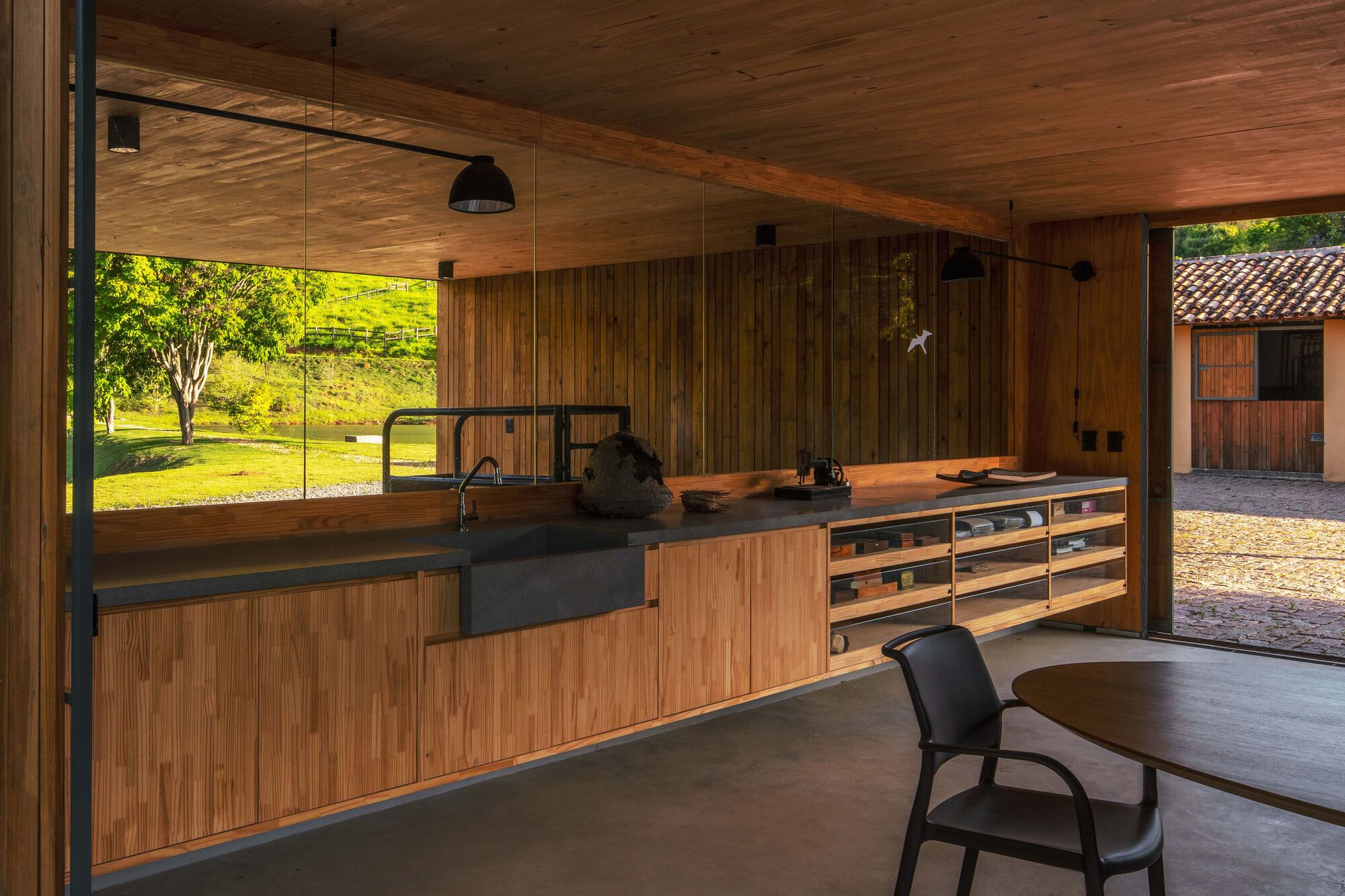 维斯塔阿莱格雷展馆丨巴西丨Terra Capobianco-36