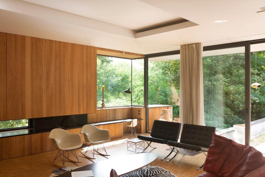 法国 Charbonnières les Bains 自然光住宅-8