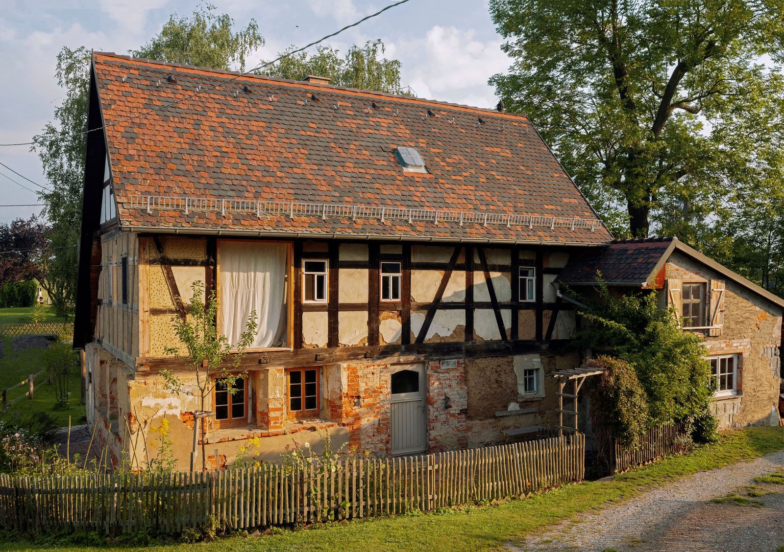 Studio Oink 200 年历史木构架房屋改造丨德国莱比锡-19