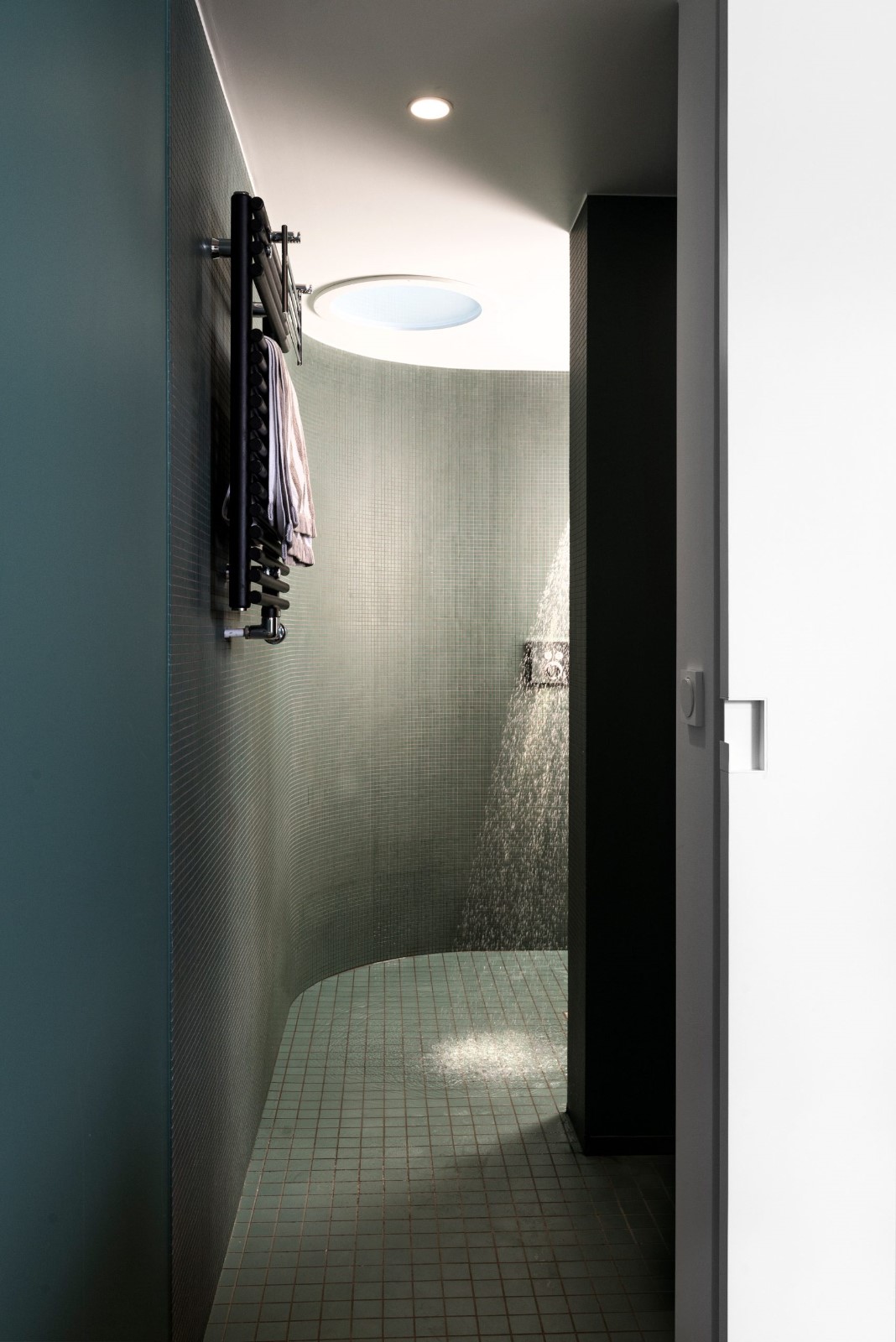 比利时：将家居装饰成木质的花园房间-6