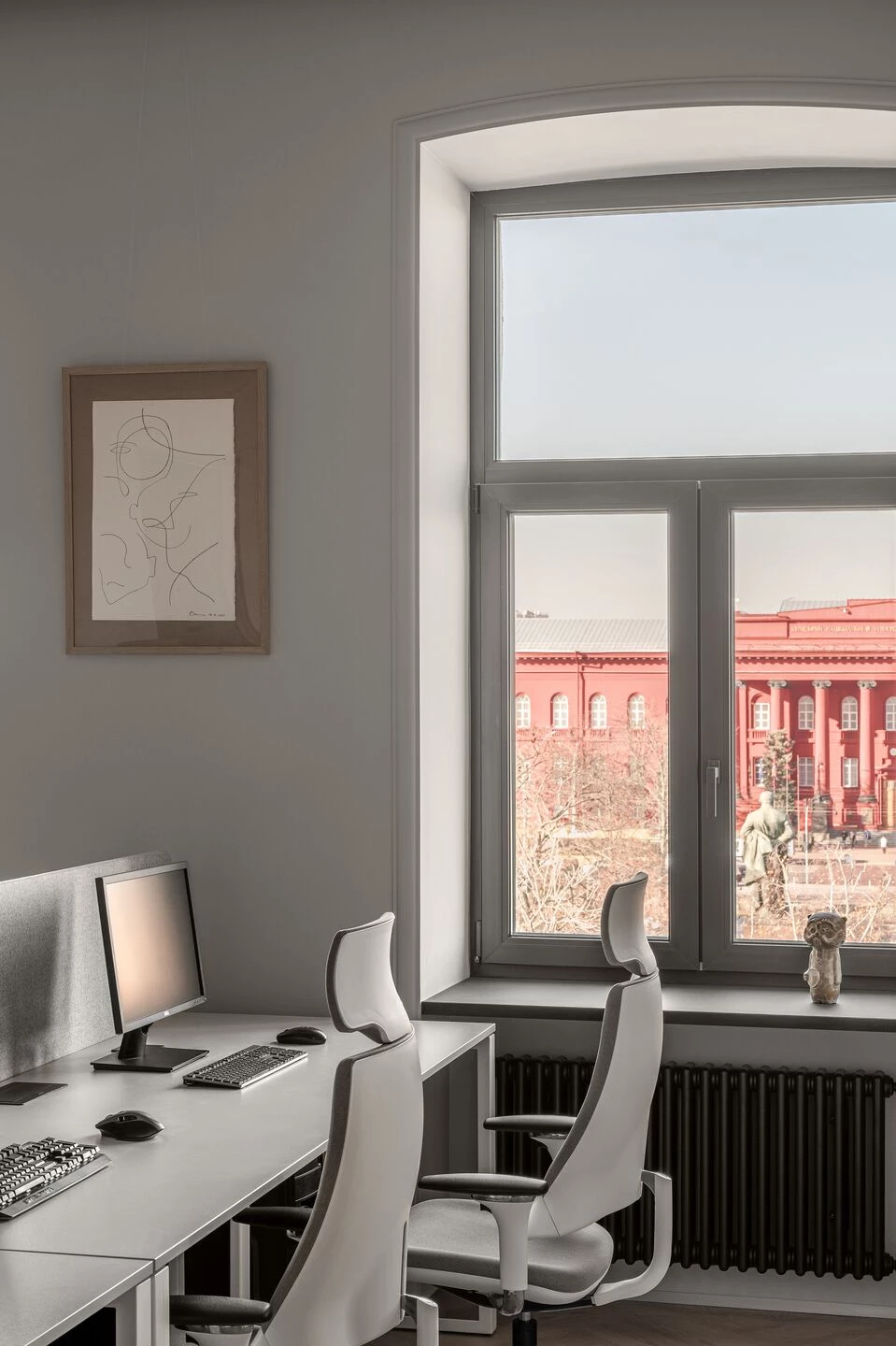 乌克兰战火中的“Window of Hope”办公室丨乌克兰基辅丨Bogdanova Bureau-64