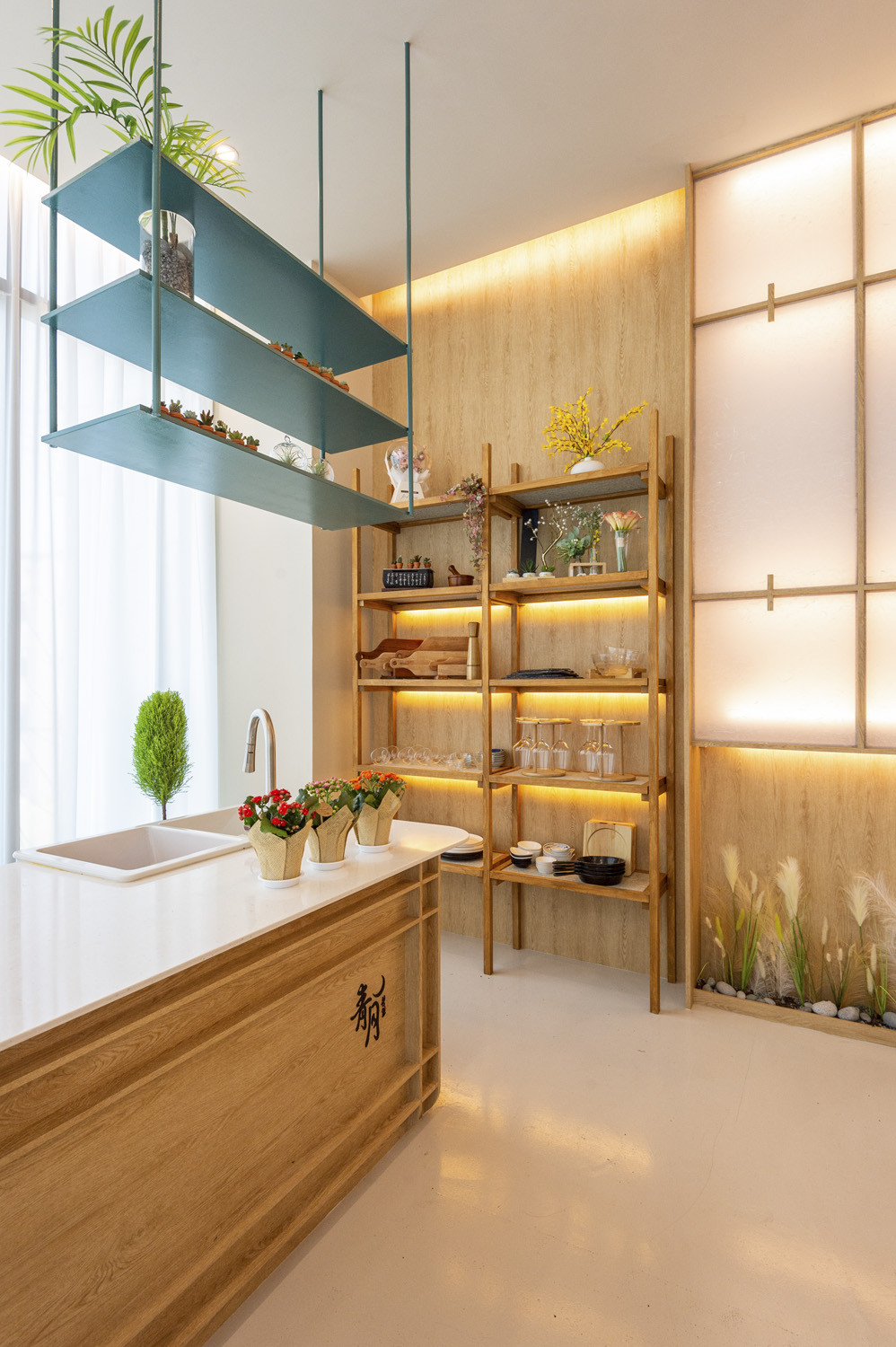 23 平米简约高雅的清新月洞穴工作室设计-9