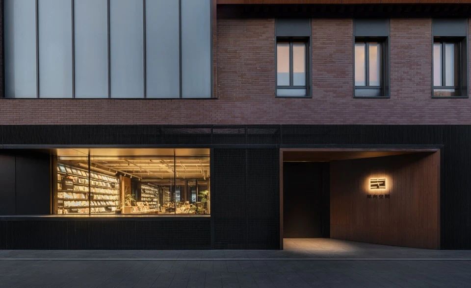 檀谷单向空间及十三邀小酒馆丨中国北京丨BUZZ庄子玉工作室-62