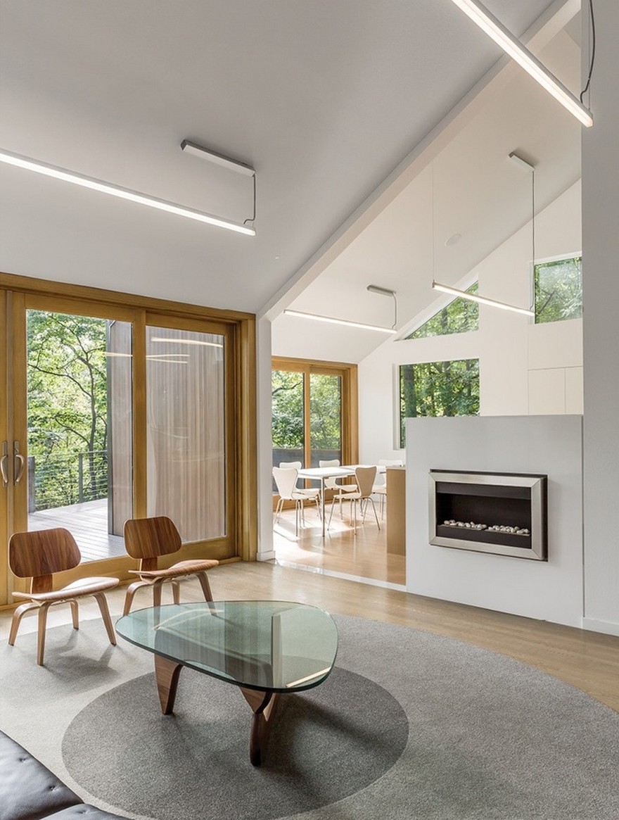 Renovation of a Private Residence on a Wooded Site Near Iowa City, Iowa-17