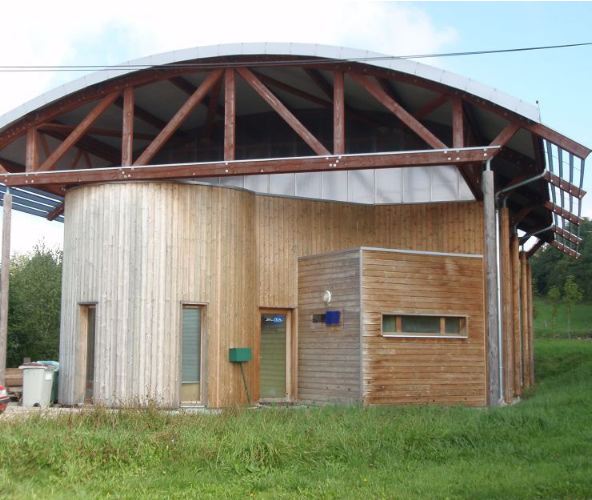 建设多功能社区大厅及市政广场和场地改造丨法国-6