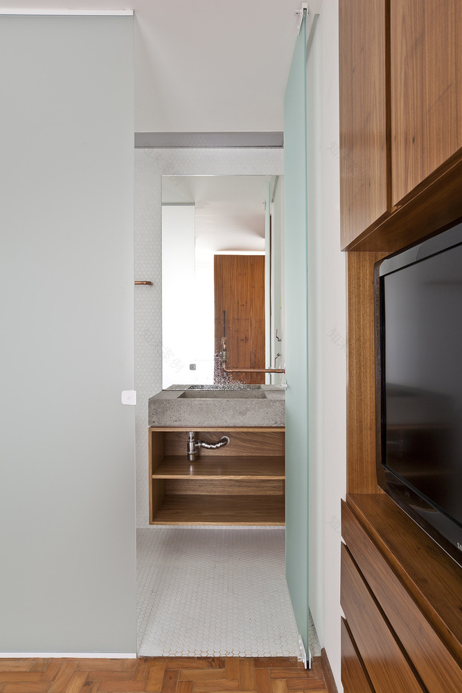 巴西 60 年代公寓的现代改造-54