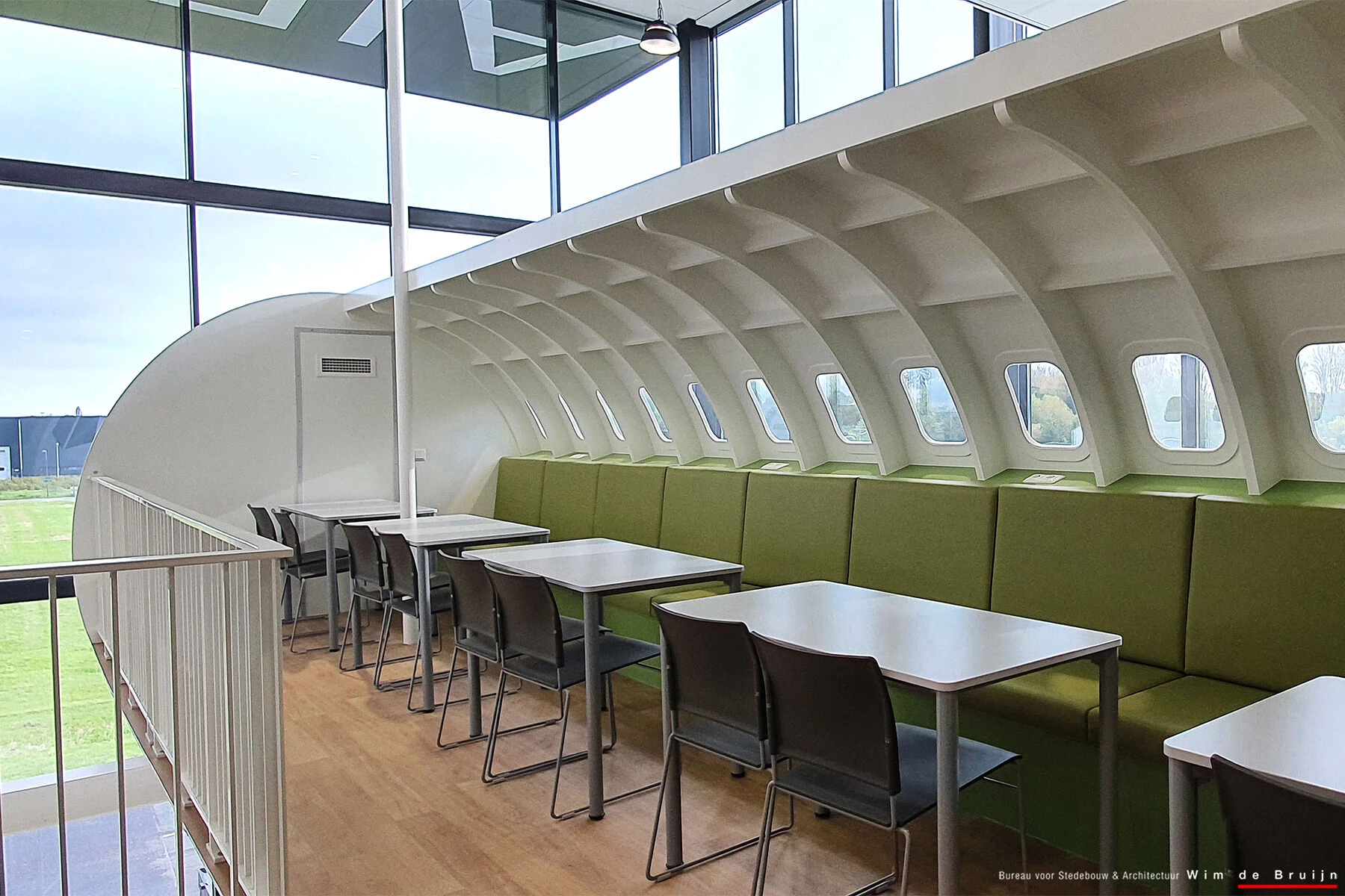 Albeda Rotterdam The Hague Airport College-11