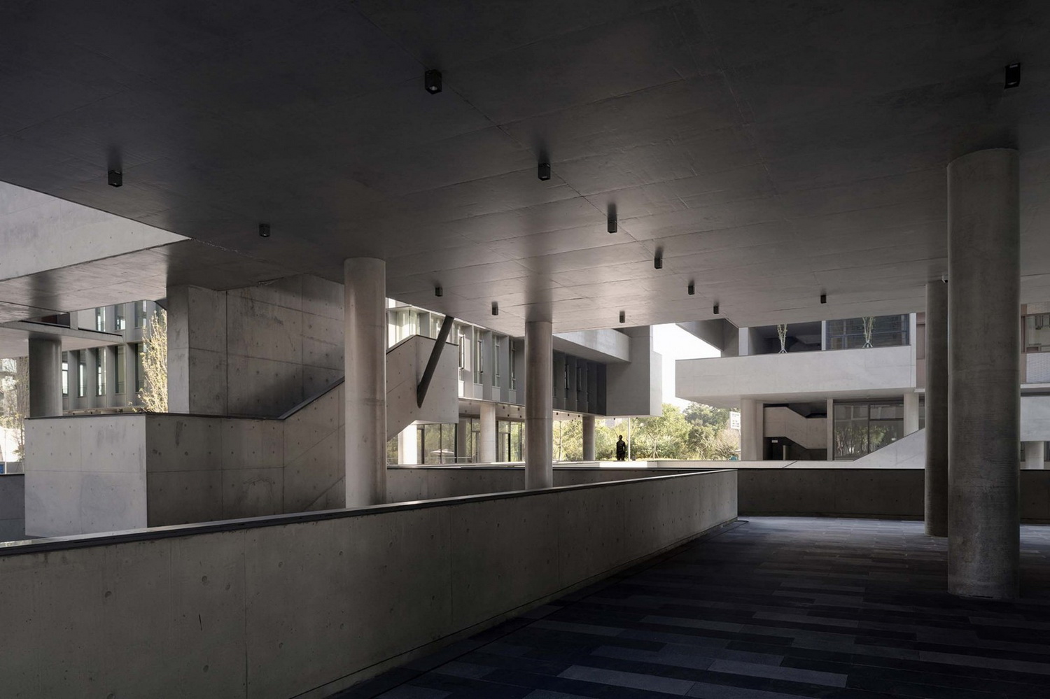 成都麓湖漂浮总部办公楼丨中国成都丨直向建筑-27