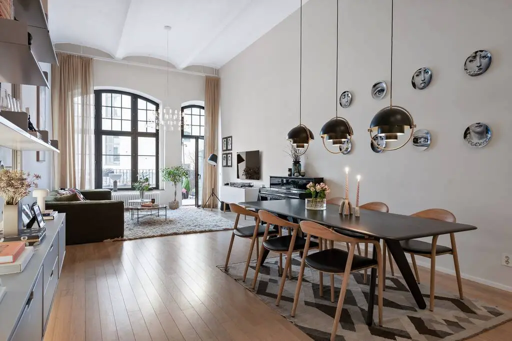 复古工业风优雅公寓,内外反差设计惊艳-1