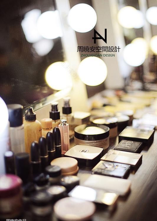 李公堤周周彩妆店-60