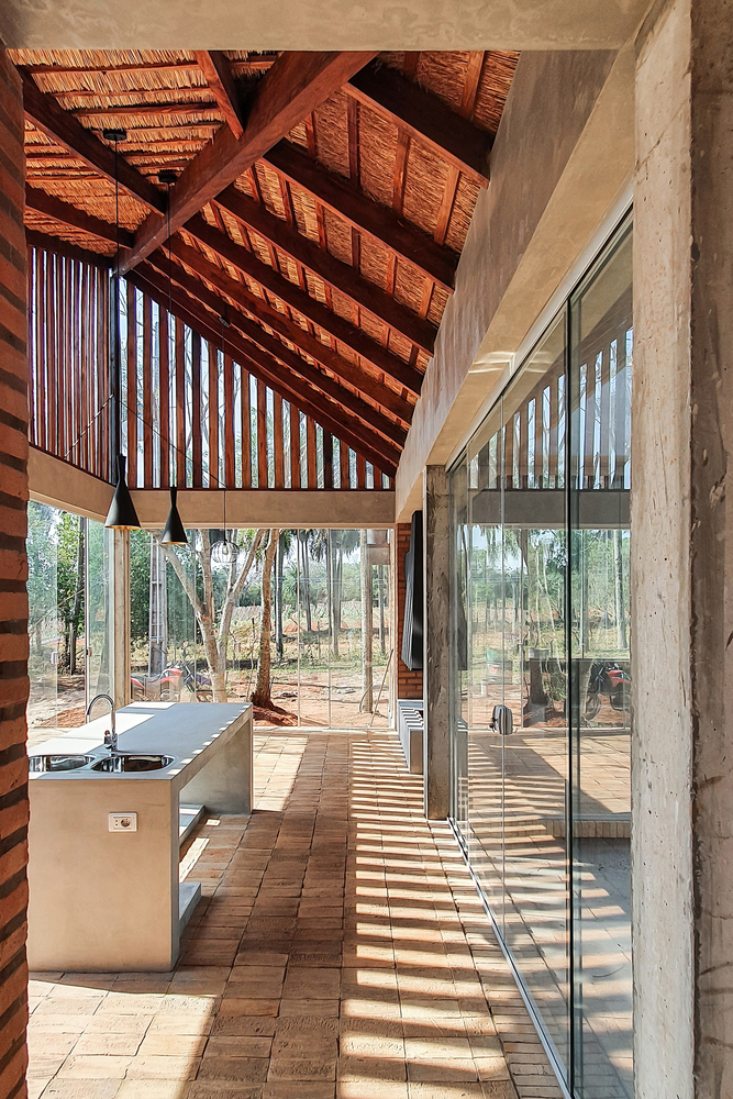 树荫下的低成本环保住宅-25