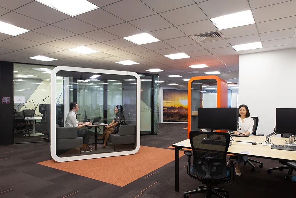 中国香港渣打银行观塘办公翻新丨Gensler-21