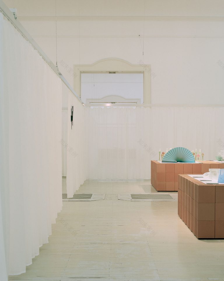 共享空间·七号展厅丨HungaryBudapest丨Hetedik Műterem Kft.等多个团队-26