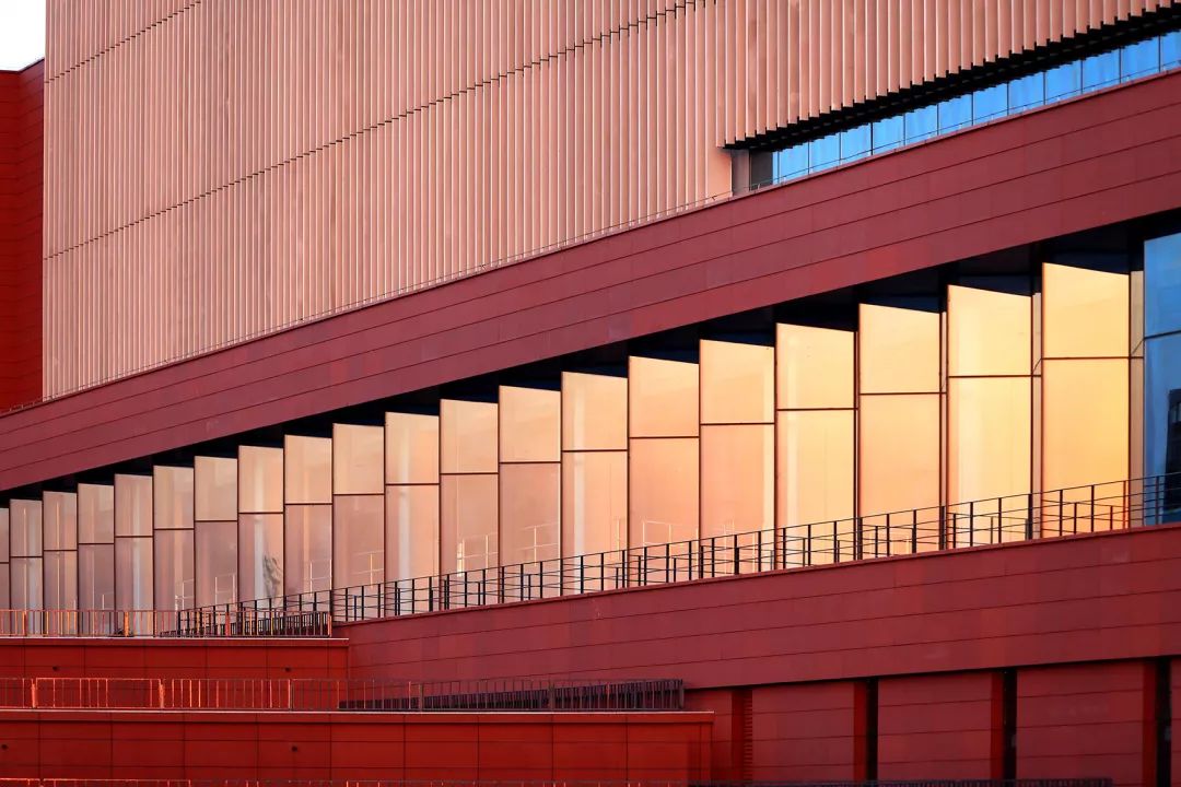 天津科技大学体育馆 | 圆形空间处理轴线关系,多功能轻维护-40