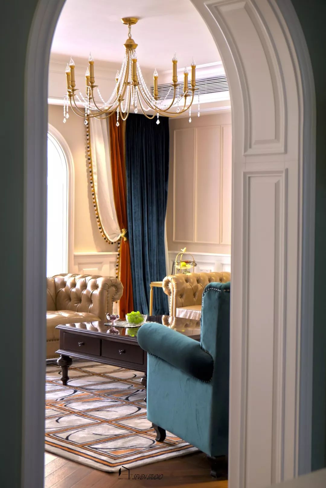 美式轻奢婚房,T 形推拉门点亮空间互动-32