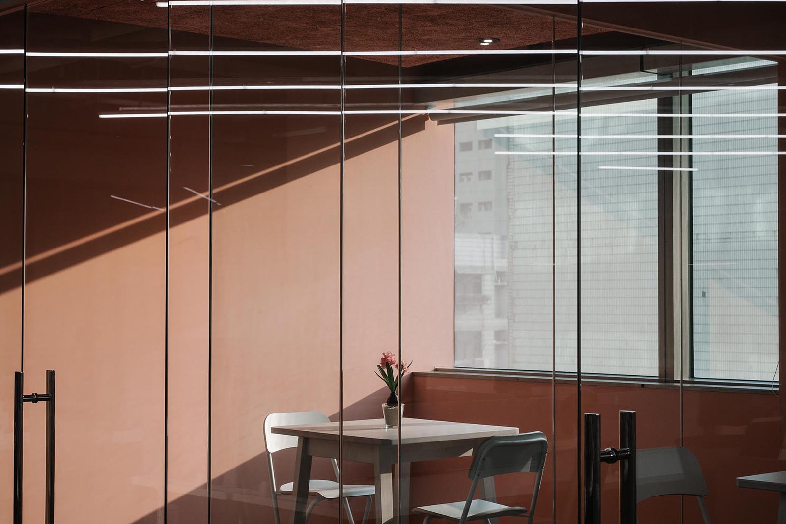 【辦公室空間設計】科技也可以很摩登『智齡科技辦公室』| 開物設計-9