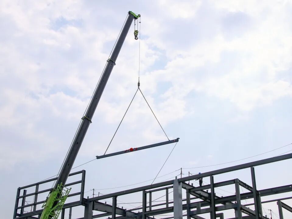 全球第二亚洲最大！中建一局承建的苏州太仓斯凯奇物流中心项目主体结构全面封顶-41