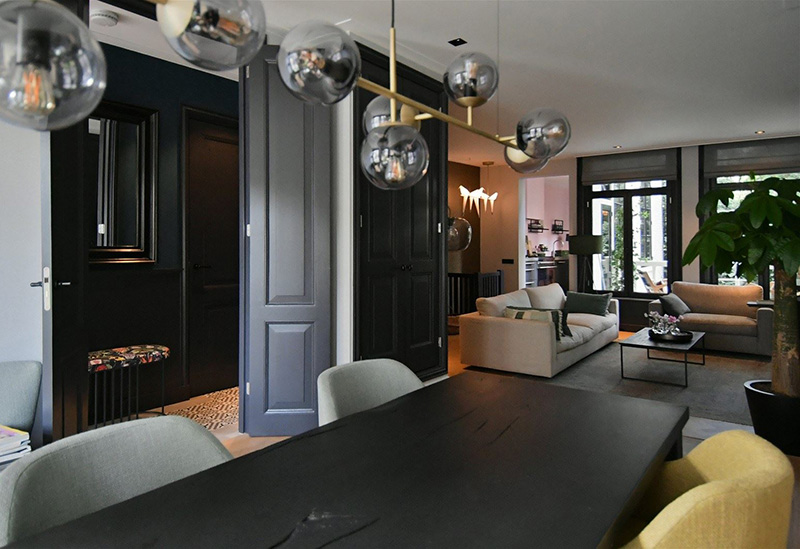 阿姆斯特丹中心区暗色调现代公寓，历史与时尚的完美融合-10