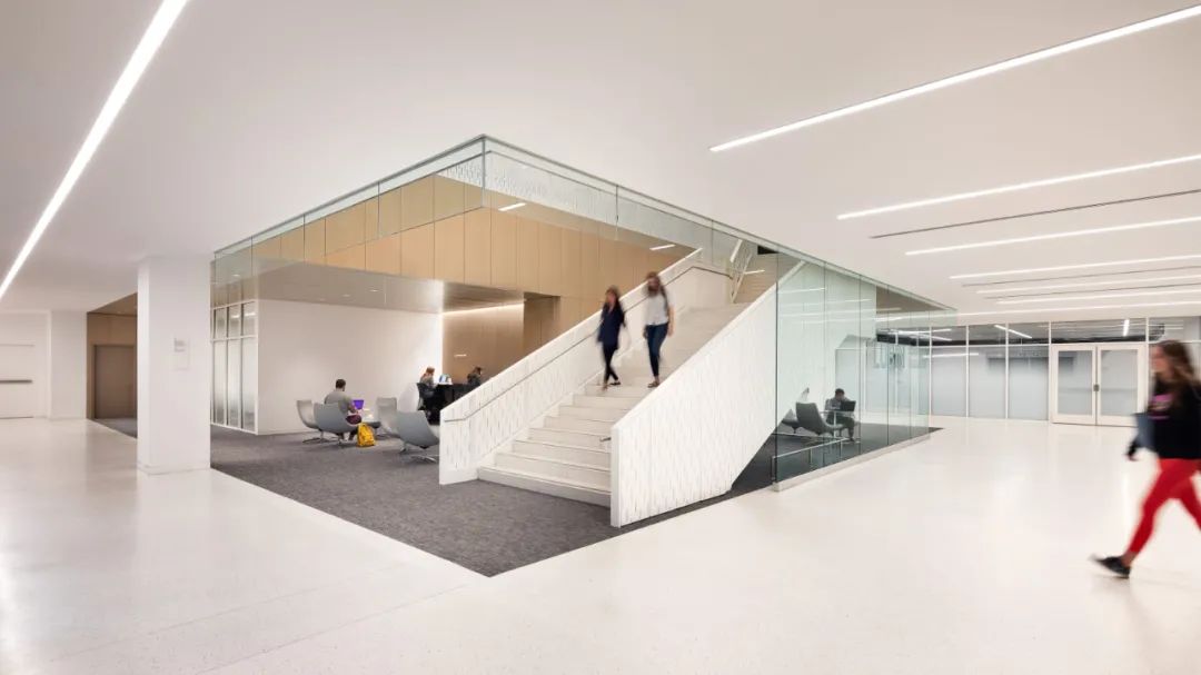 贝尔蒙特走读学校谷仓丨美国丨U tile,Inc-155