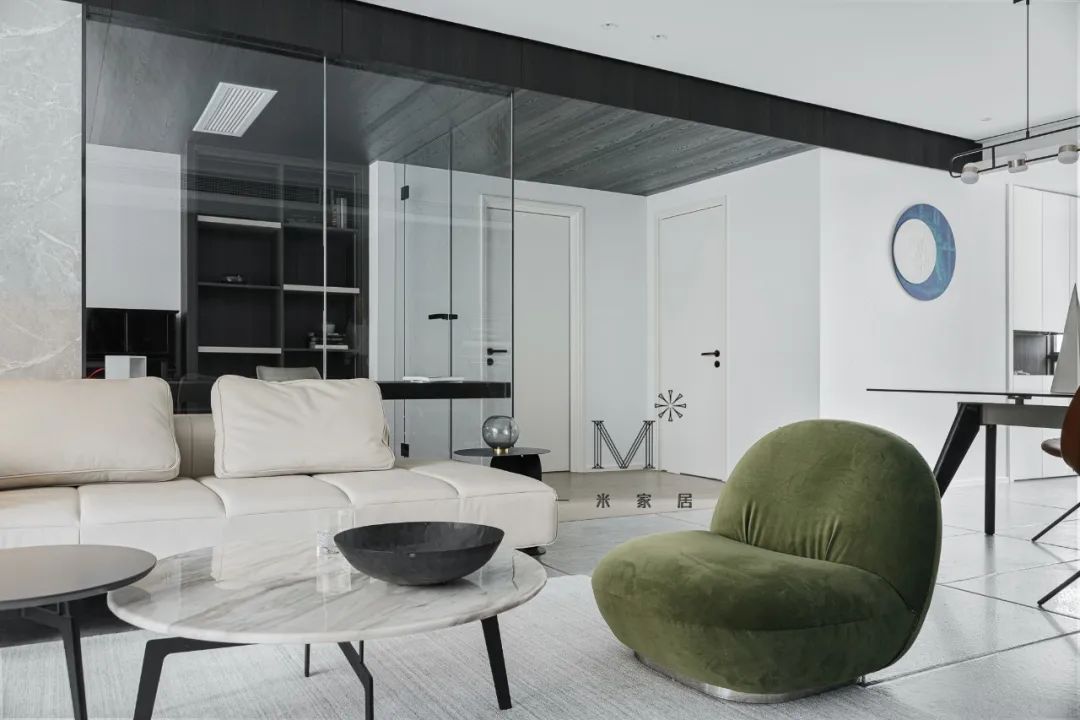 143㎡现代简约家居，演绎黑与白的时光对话-26