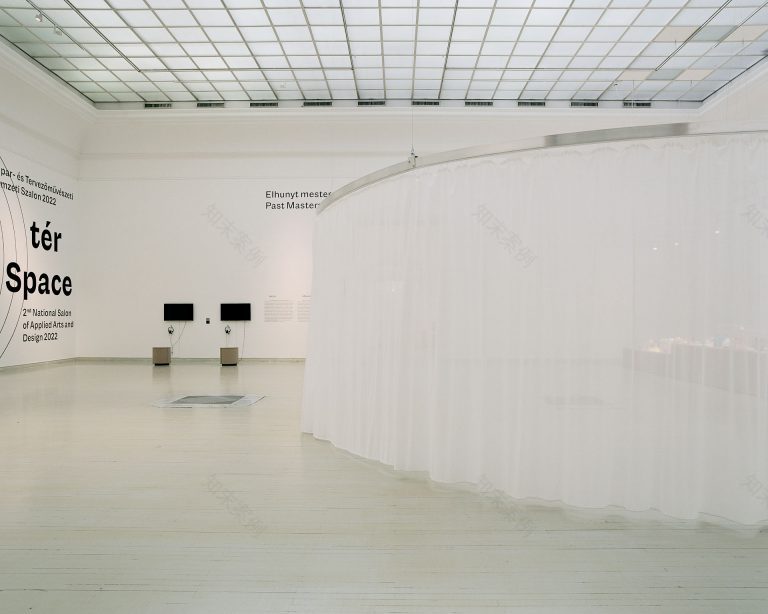 共享空间·七号展厅丨HungaryBudapest丨Hetedik Műterem Kft.等多个团队-27