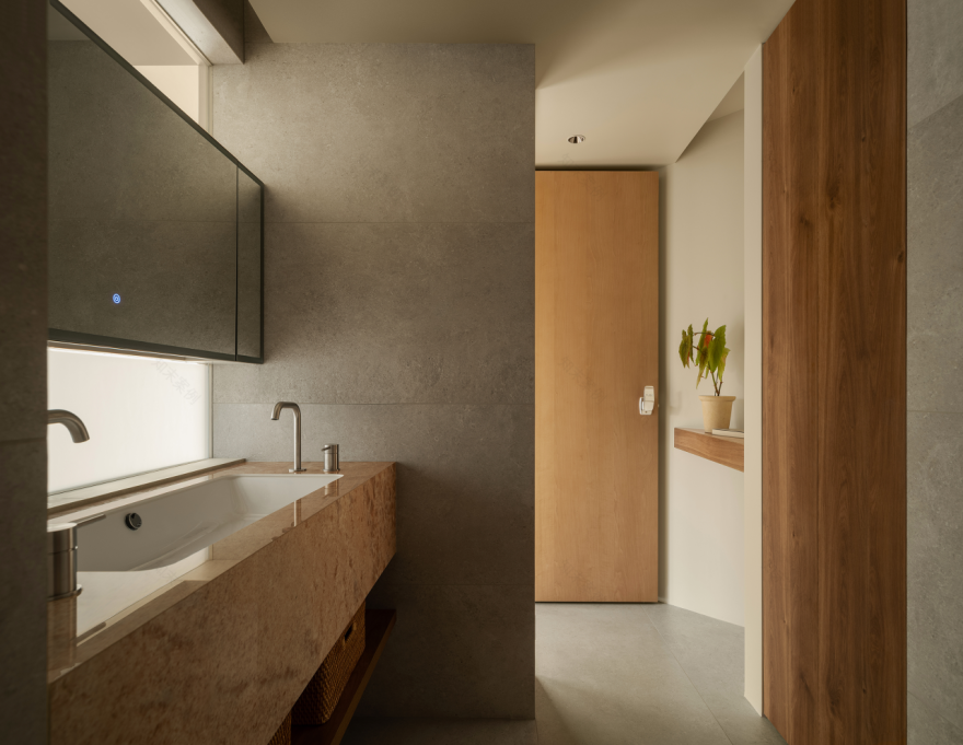 L 之家(注:这里HOUSE常见理解为房子、住宅等意思,结合前面字母L,推测为一个具有特定名称的住所之类,之家是比较常见表达,若有更多背景信息,可能有更合适译法 ) 丨中国广州丨KINJO DESIGN幾築空間設計-73