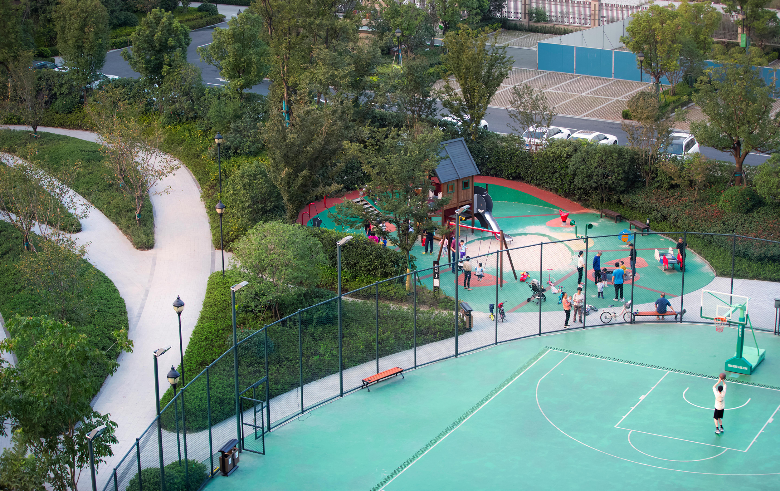 彭布中央广场（注：Commons常见释义为广场；公共区域 ，Pengbu可能是特定地名，音译为彭布 ） 丨中国杭州-27