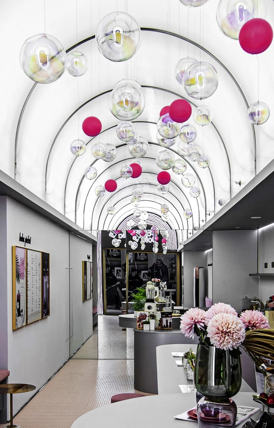 温哥华 Tacofino 餐厅自然氛围空间设计-2