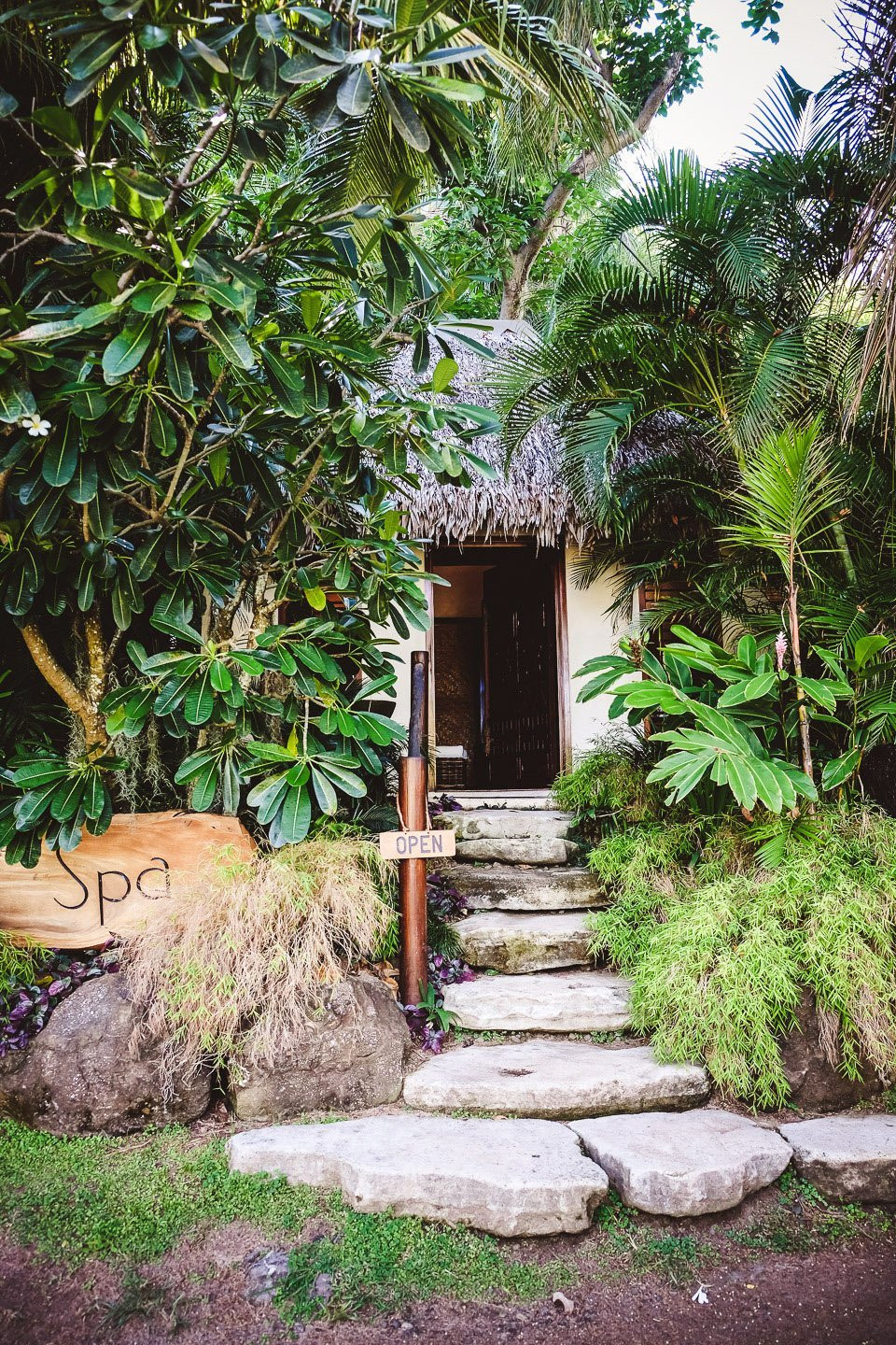 斐济五星级豪华度假酒店,现代斐济风格的海滨别墅-97