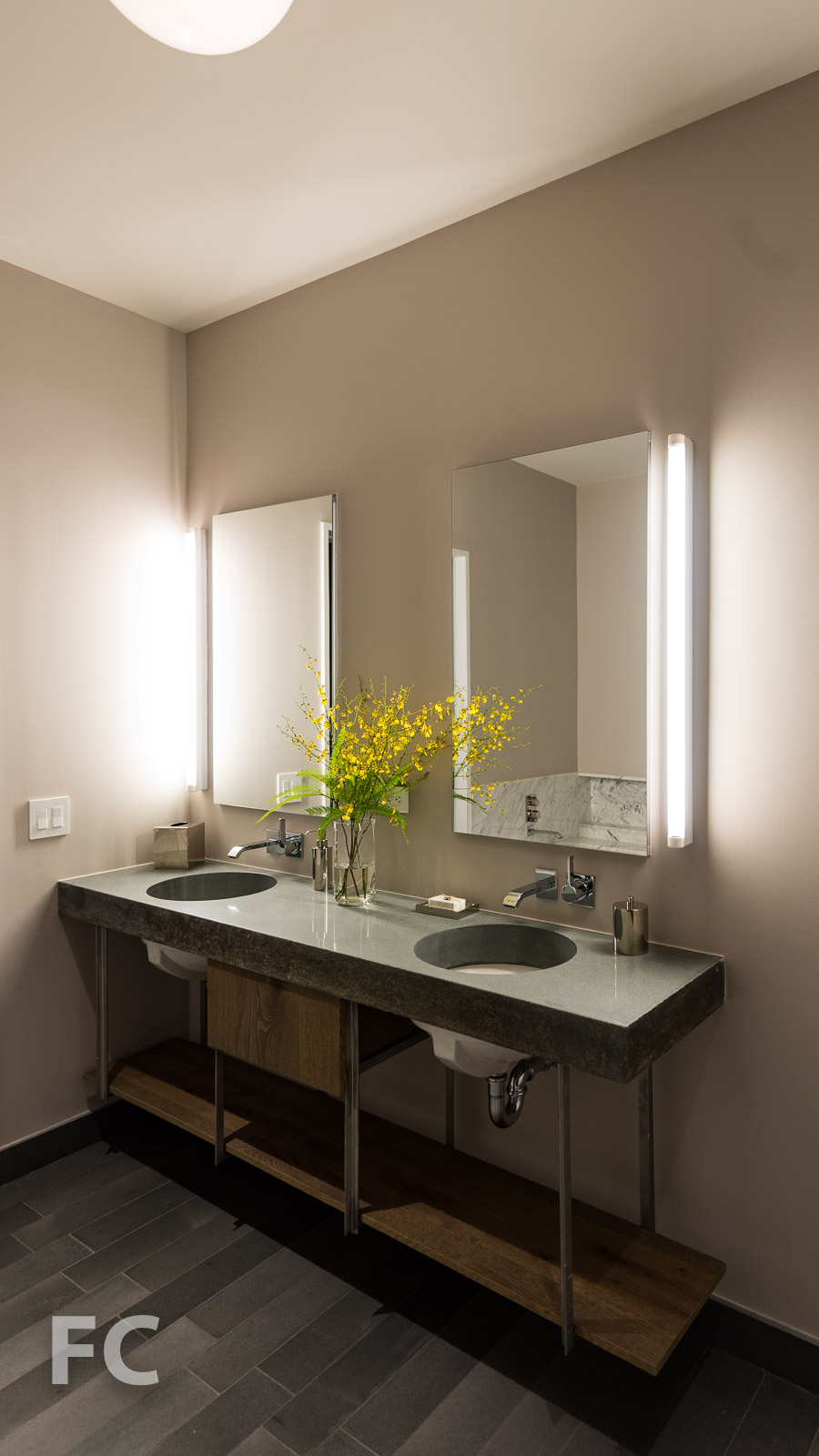 Building Tour: 12 Warren — FIELD CONDITION-21