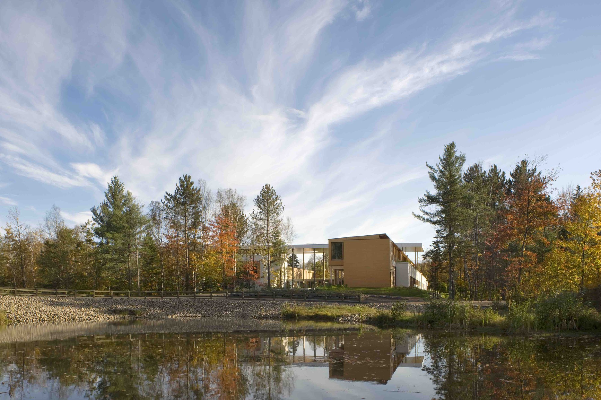 Abbaye Val Notre-Dame / Atelier Pierre Thibault-8