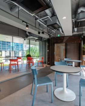 Shizuoka Shimbun Shizuoka Broadcasting System Tokyo Branch Office Renovation / TAISEI DESIGN Planners Architects & Engineers