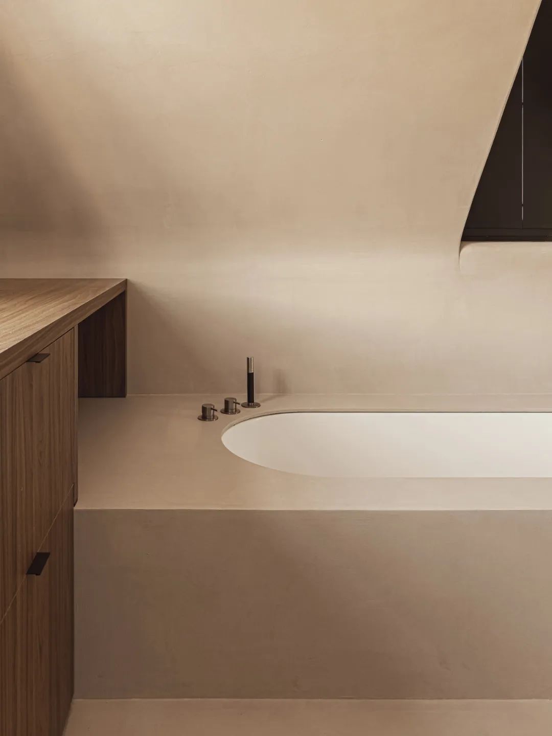 绿色 Verde Alpi 大理石的温暖之家丨比利时丨比利时设计师 Laura Calleeuw-24