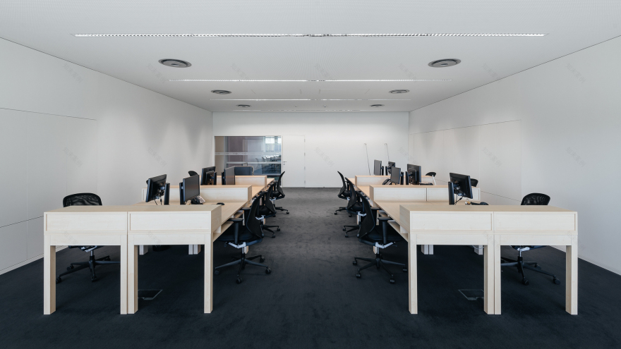 葡萄牙 Plural 药店总部物流中心,古今交融的办公建筑-25