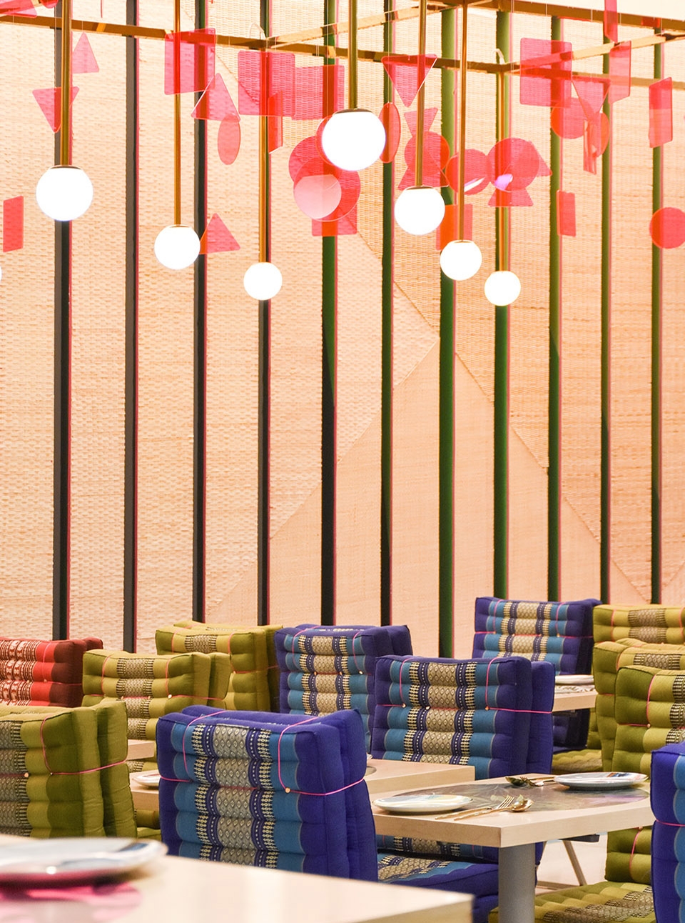 北京 KEAAMI 餐厅，现代泰国风情的色彩盛宴-18